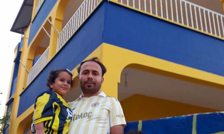 Fanatic Fenerbahçe family painted the apartment they lived in yellow-dark blue - News