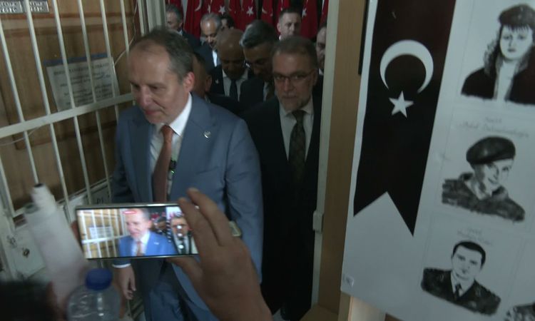Ayrıntılar Netleşti: Fatih Erbakan Çubuk'ta Esnafla Buluştu: '50 Yıl Geriye Gitti' Tepkisi - Son Dakika ve Mer
