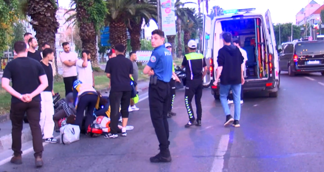 Gündemden Son Bilgiler: Fatih'te akılalmaz kaza! Üç motosiklet çarpıştı, 5 yaralı - Son Dakika: Gelişmeler Tak