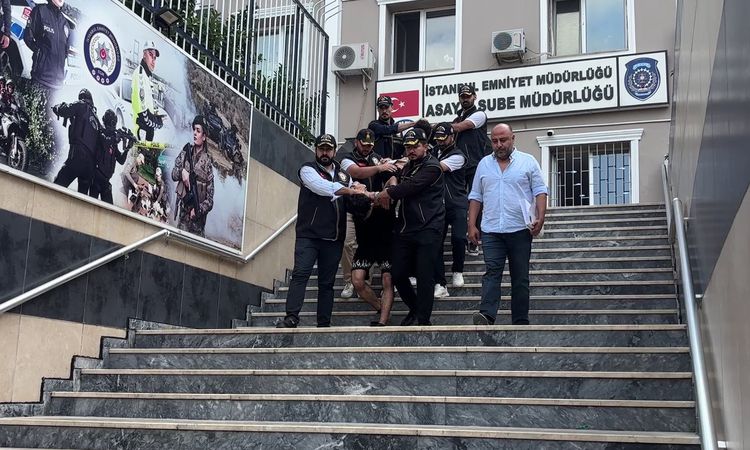 Kritik Açıklama: Fatih'te bıçaklı kavgada ölüm: 10 şüpheli gözaltında - Haberleri - Son Dakika Bilgileri