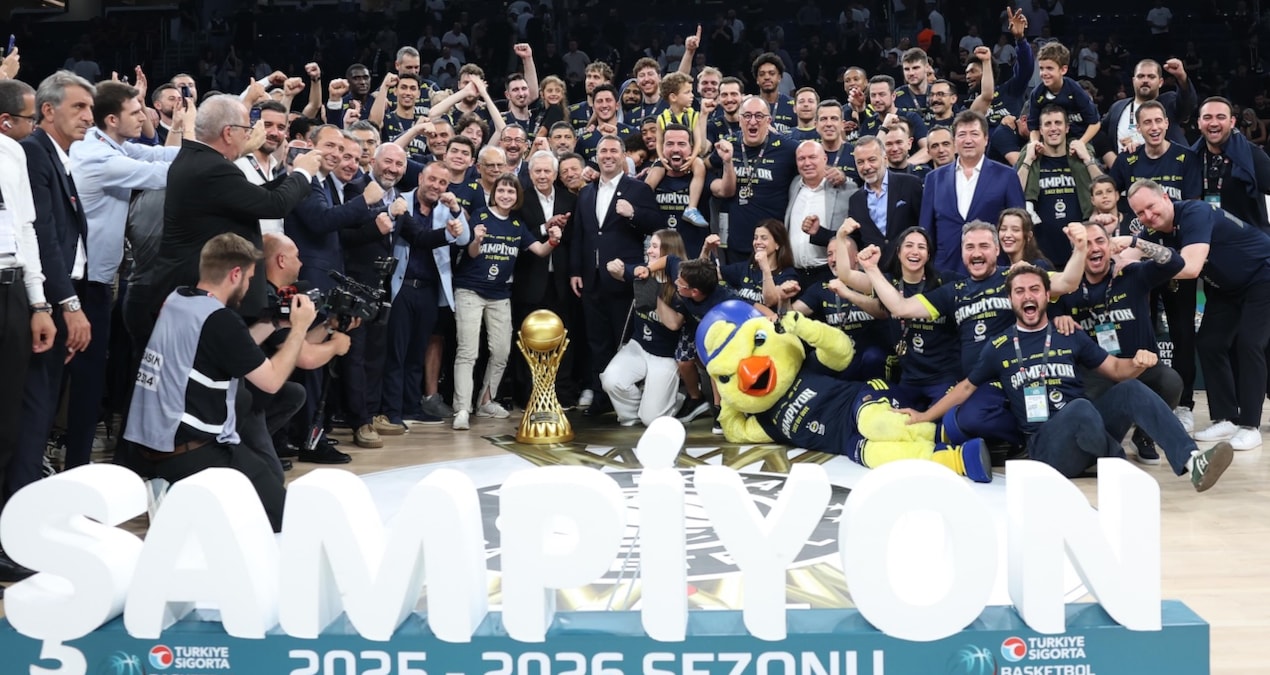 Kritik Açıklama: Fenerbahçe Beko şampiyon! Basketbolda sezonun en büyüğü netlik kazandı - Son Dakika Haberleri