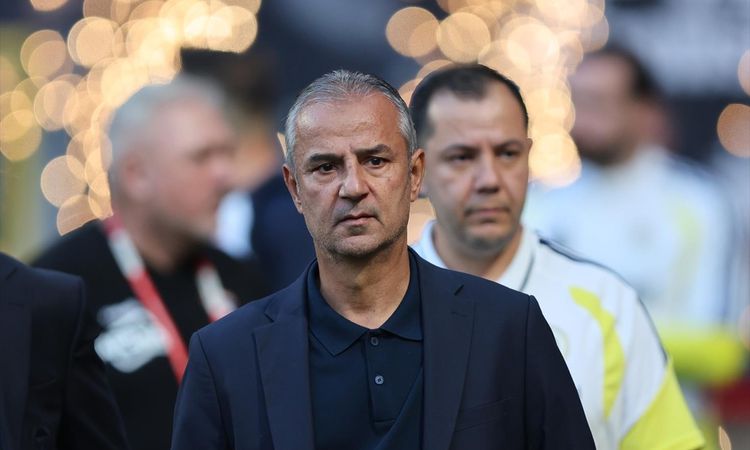Kritik Açıklama: Fenerbahçe'de büyük kriz! Yıldız futbolcu İsmail Kartal'ı şikayet etti - Son Dakika Haberleri