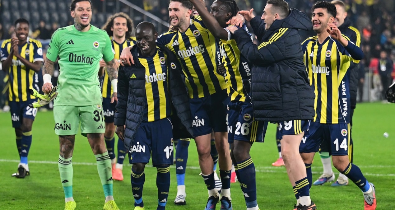 Gündemden Son Bilgiler: Fenerbahçe'den tarihe geçen performans! İlk defa başardı - En Son Haber ve Merak Edile