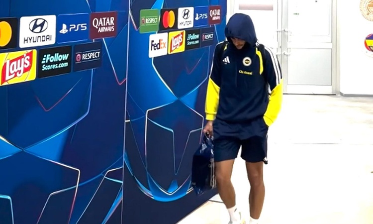 Fenerbahçe'de gecenin en üzücü karesi! Başını yerden kaldıramadı | İşte Tüm Ayrıntılar