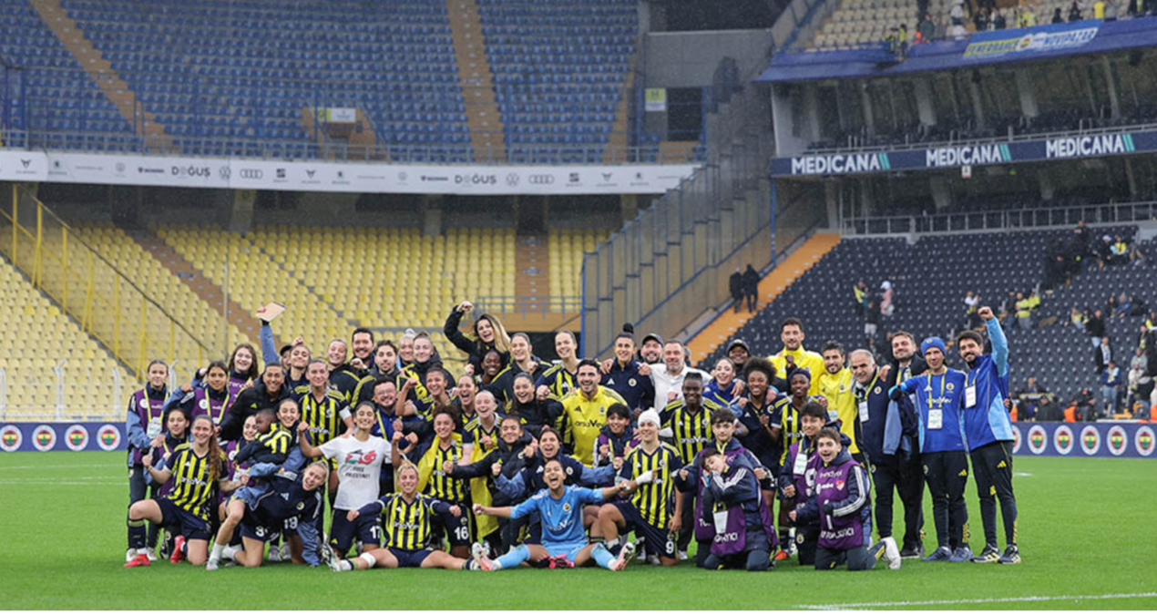 Ayrıntılar Netleşti: Fenerbahçe kupasını stadında alacak - Haberleri: Gelişmeler Takip Ediliyor