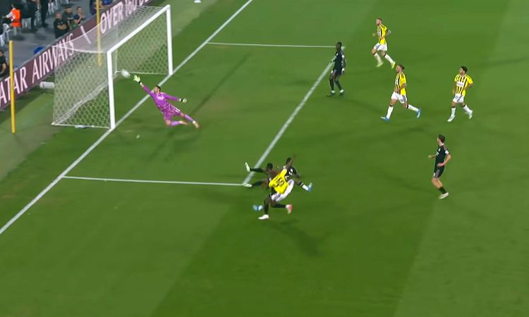 Fenerbahçe'nin başı direklerle dertte