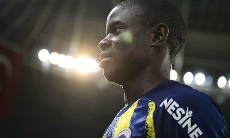 Sıcak Gündem: Fenerbahçe'nin çehresini değiştiren adam: N'Golo Kante - Son Dakika Haberleri: Gelişmeler Takip
