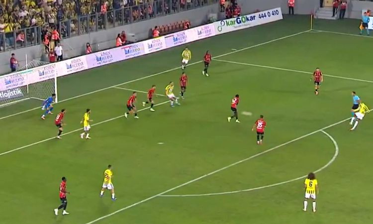 Kritik Açıklama: Fenerbahçe taraftarından yönetime İrfan Can Eğribayat sert yanıtsi - Haberleri | İşte Tüm Ayr