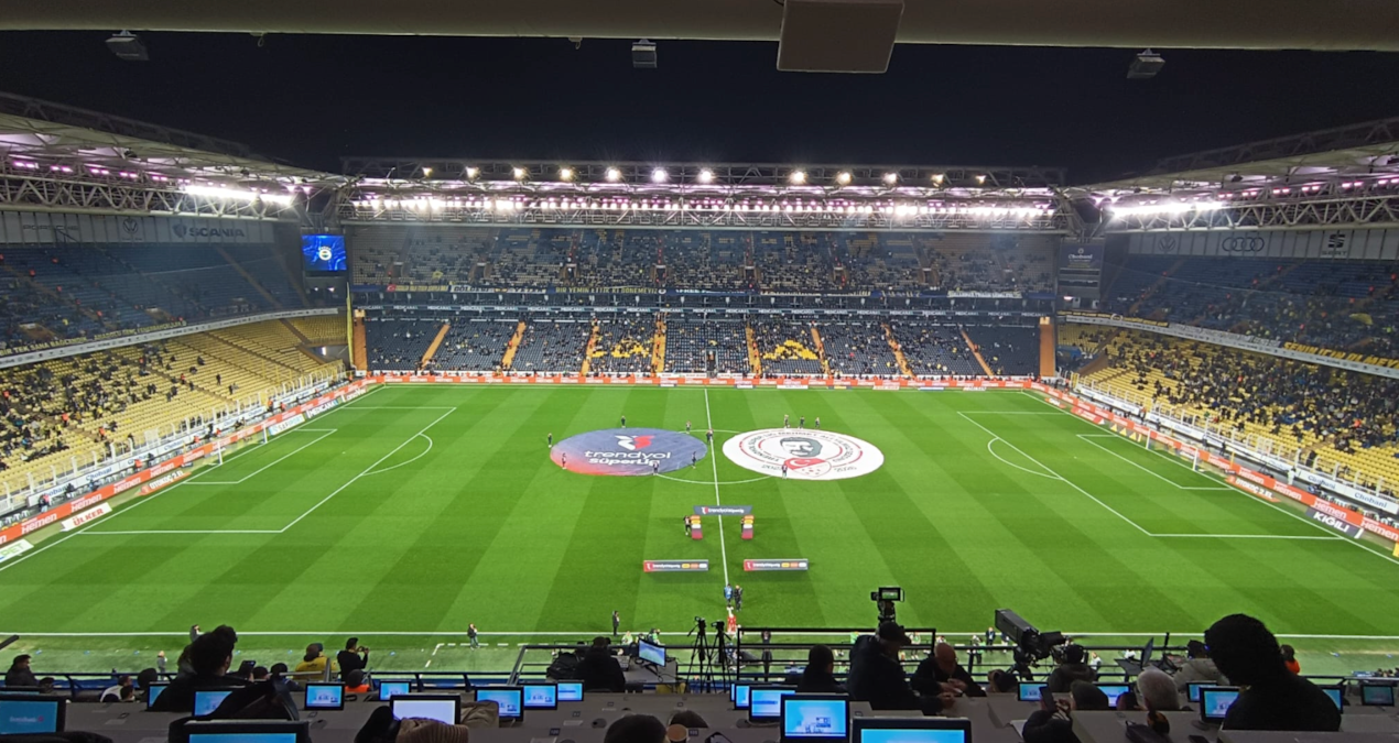 Ayrıntılar Netleşti: Fenerbahçe tribünleri boş kaldı - Son Dakika Haberleri: Gelişmeler Takip Ediliyor