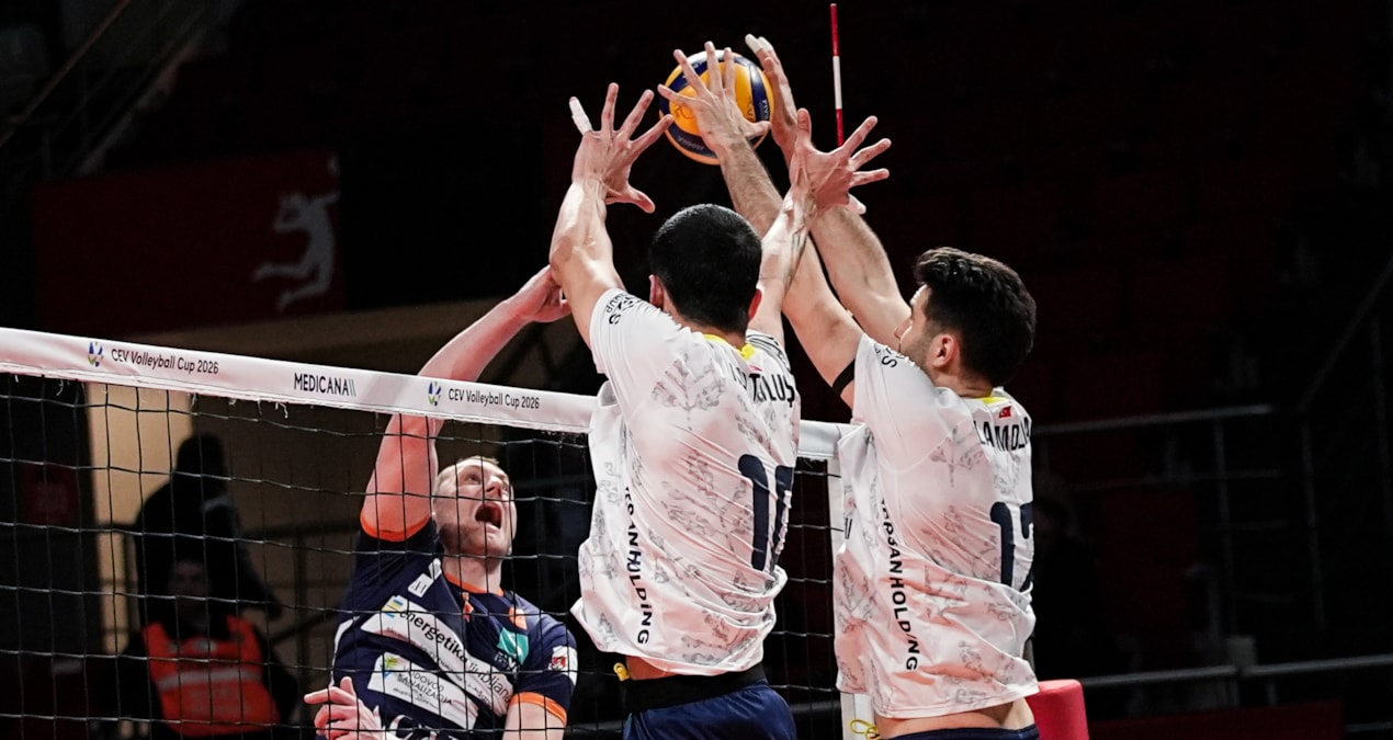 Kritik Açıklama: Fenerbahçe voleybolda kupaya veda etti - Haberleri