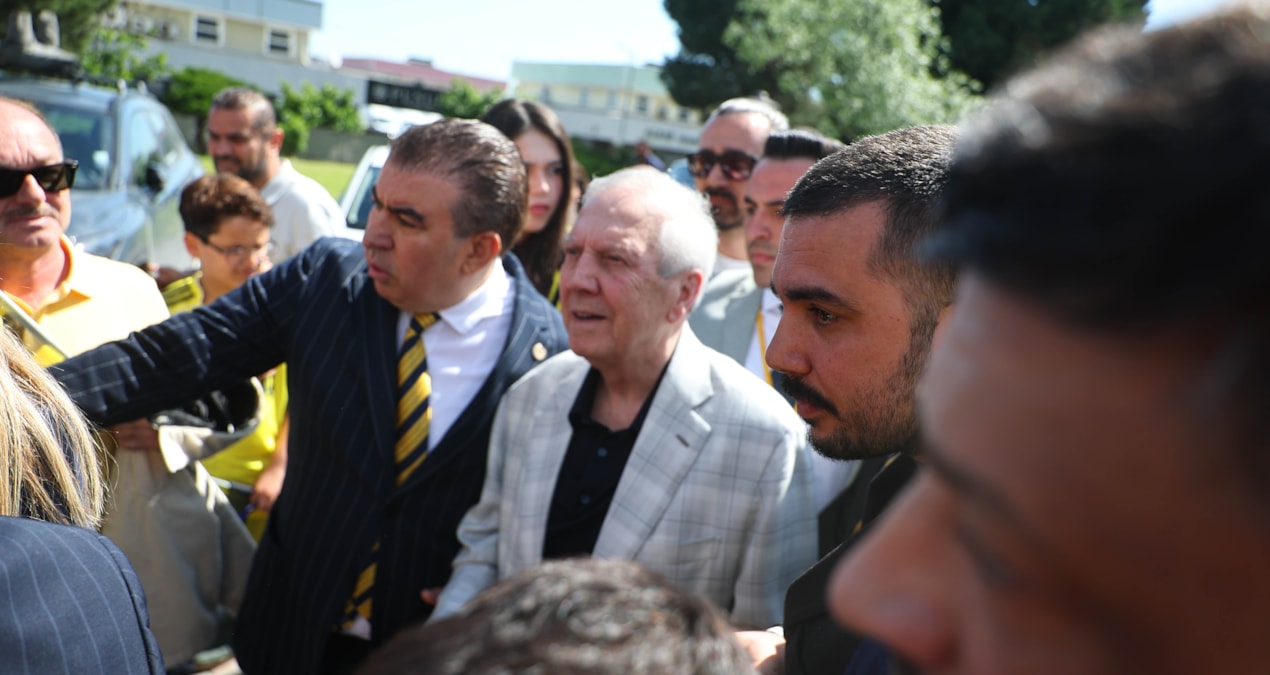 Bad news for Fenerbahçe about the striker! It was Aziz Yıldırım's election promise - Last Minute News