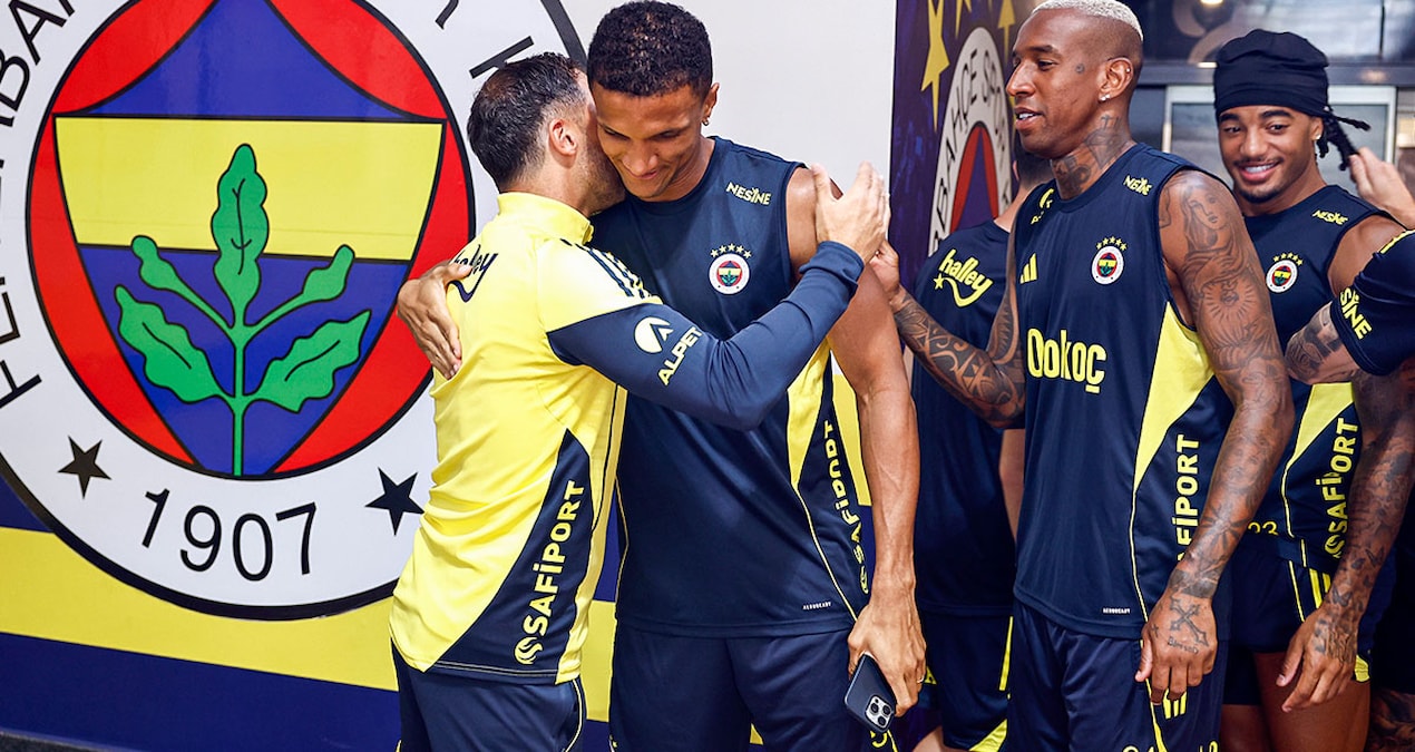 Fenerbahçe'ye rekorla gelmişti: Sessiz sedasız ülkesine dönüyor - Haberleri ve Merak Edilenler