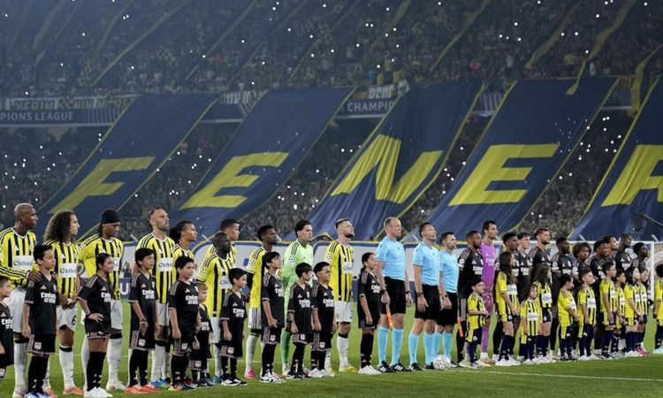 Fenerbahçe yendi, Galatasaray'a yaradı! Satmak zorunda kalacaklar | İşte Tüm Ayrıntılar