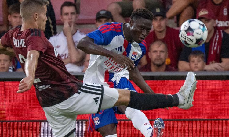 Kritik Açıklama: Fenerbahçe'yi yakından ilgilendiren Sparta Prag-Lyon maçında sürpriz sonuç - Haberleri ve Mer