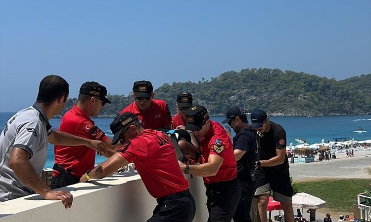Ayrıntılar Netleşti: Fethiye'de yamaç paraşütü kazası: 2 yaralı - Haberleri: Gelişmeler Takip Ediliyor