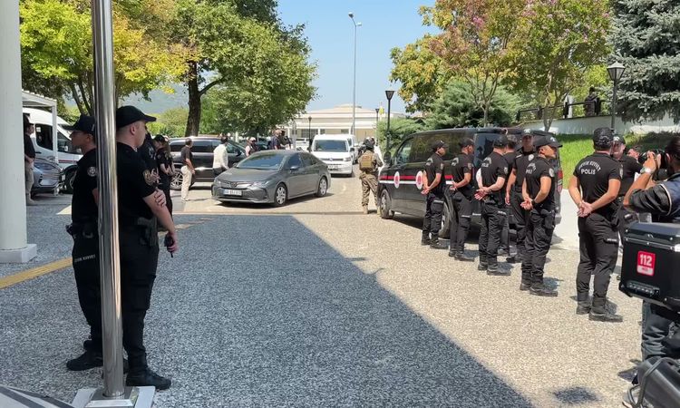 Kritik Açıklama: FETÖ'nün Darbe Girişiminde Erdoğan'a Suikast Timinde Yer Alan Eski Yüzbaşı Burkay Karatepe Ad