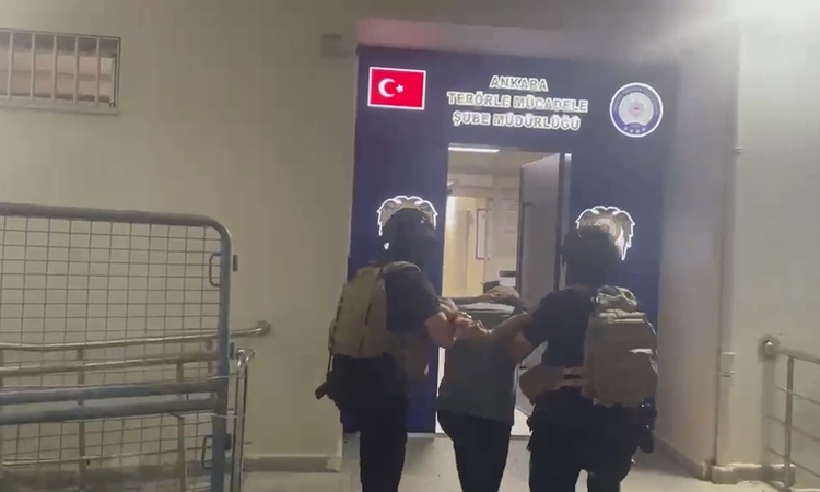 FETÖ'nün 'Kamu mahrem izdivaç yapılanması'na operasyon: 60 gözaltı: Gelişmeler Takip Ediliyor