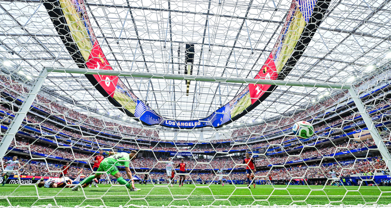 FIFA, Dünya Kupası ile köşeyi döndü! Parça parça satıp servet kazanacaklar - Haberleri