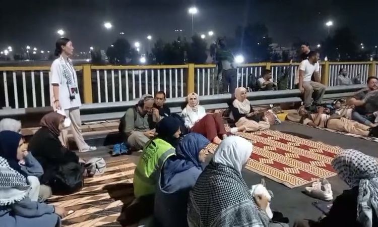 Ayrıntılar Netleşti: Filistin Konvoyu Irak Sınırında Bekletiliyor - Son Dakika: Gelişmeler Takip Ediliyor