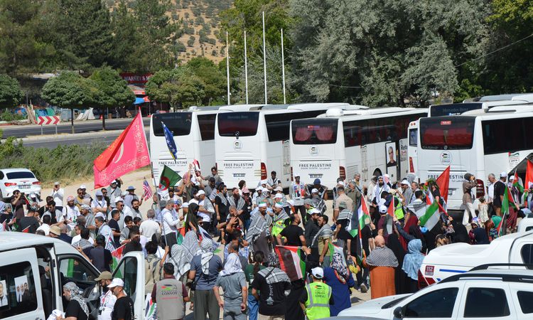 Kritik Açıklama: Filistin Konvoyu Mardin'e Ulaştı: 'Batı Şeria'nın Gazzeleşmesine Engel Olacağız' - Haberleri: