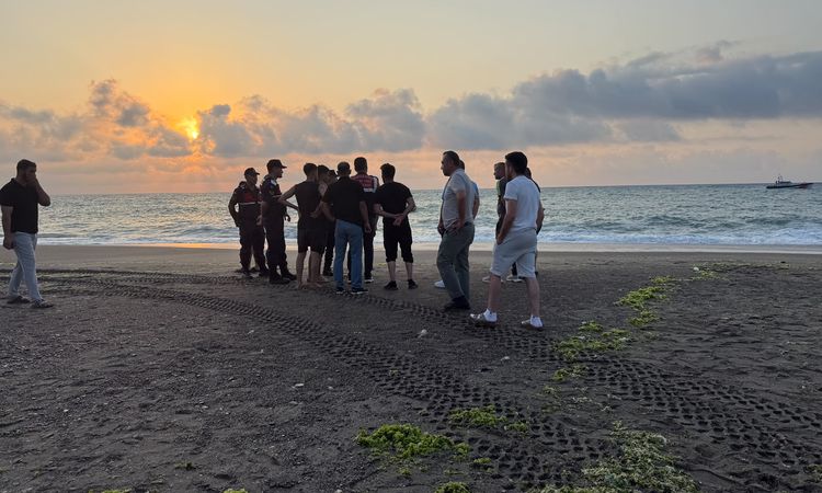 Gündemden Son Bilgiler: Filyos'ta Denizde Kaybolan Suriyeli Genç Aranıyor - Son Dakika