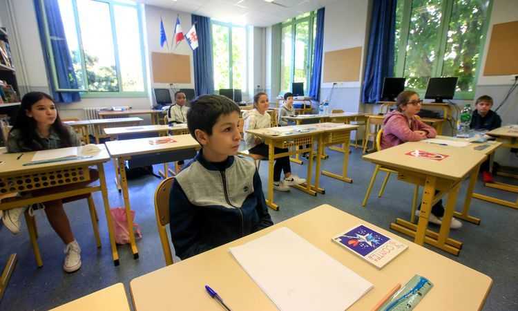Gündemden Son Bilgiler: Fransa'dan 15 Yaş Altı Çocukların Sosyal Medya Erişimine Yasak - Son Dakika | İşte Tüm