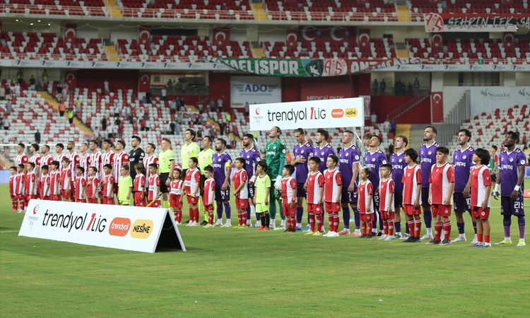 Son Gelişme: Futbol: Trendyol 1. Lig - Son Dakika