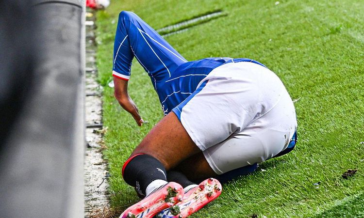Sıcak Gündem: Galatasaray'a çifte kötü haber! Teklif reddedildi, sahayı sedyeyle terk etti - Son Dakika Haberl