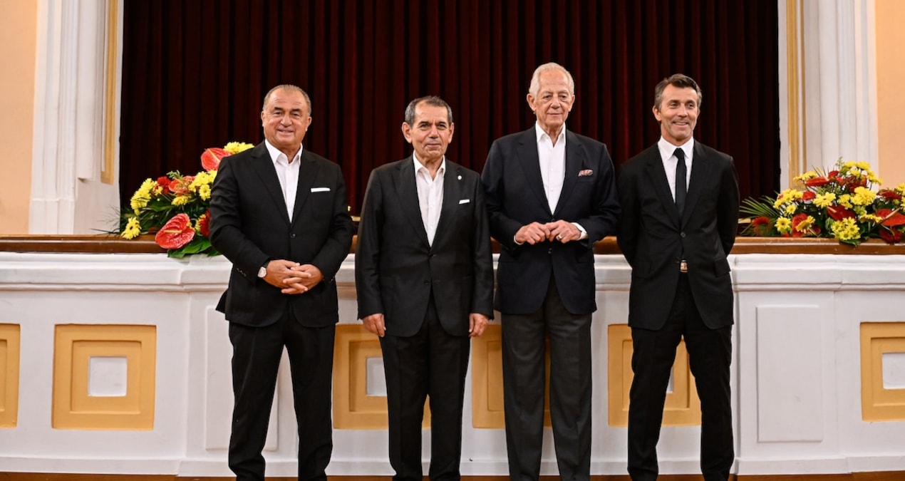 Kritik Açıklama: Galatasaray’ın efsaneleri UEFA Kupası zaferinin yıl dönümünde bir araya geldi - En Son Haber