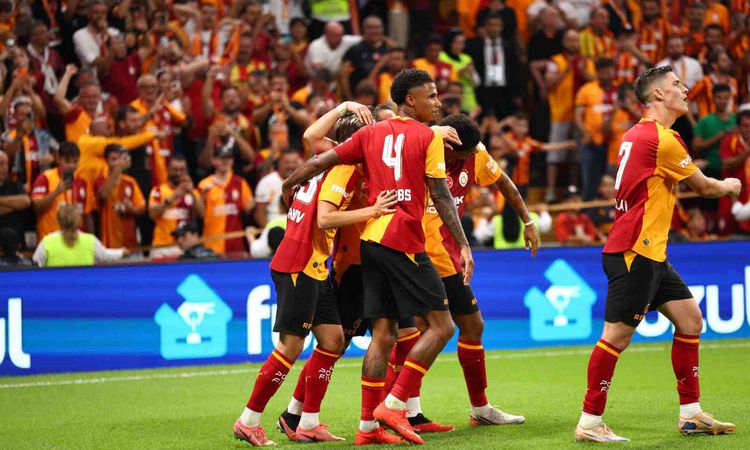 Galatasaray'ın ev sahibi yenilmezlik serisi 37 maça çıktı: Gelişmeler Takip Ediliyor