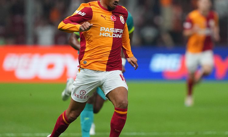 Galatasaray, Villarreal'e 2-1 Mağlup Oldu: Okan Buruk Kırmızı Kart Gördü - Son Dakika - Son Dakika Bilgileri