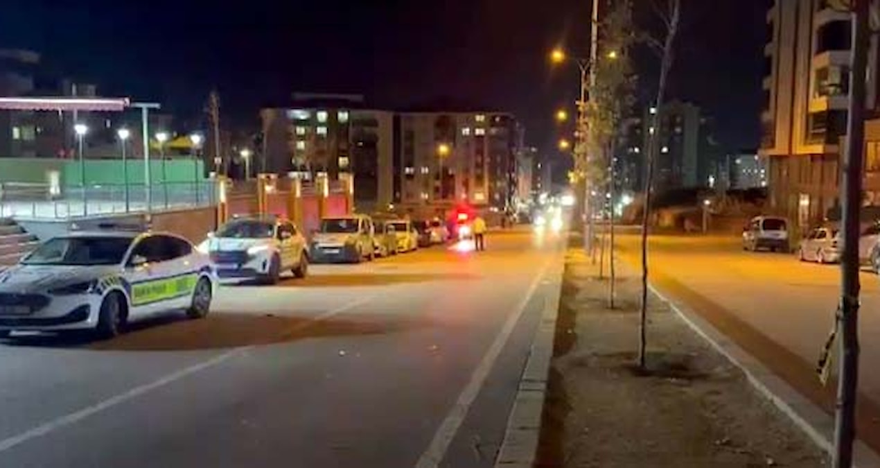 Gaziantep'te feci kaza! Otomobiliyle anne-kıza çarpan sürücü kaçtı; 1 ölü, 1 yaralı - Son Dakika Haberleri ve
