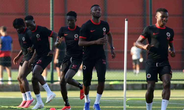 Gündemden Son Bilgiler: Gençlerbirliği Fenerbahçe Maçına Hazır - Son Dakika Haberleri: Gelişmeler Takip Ediliy
