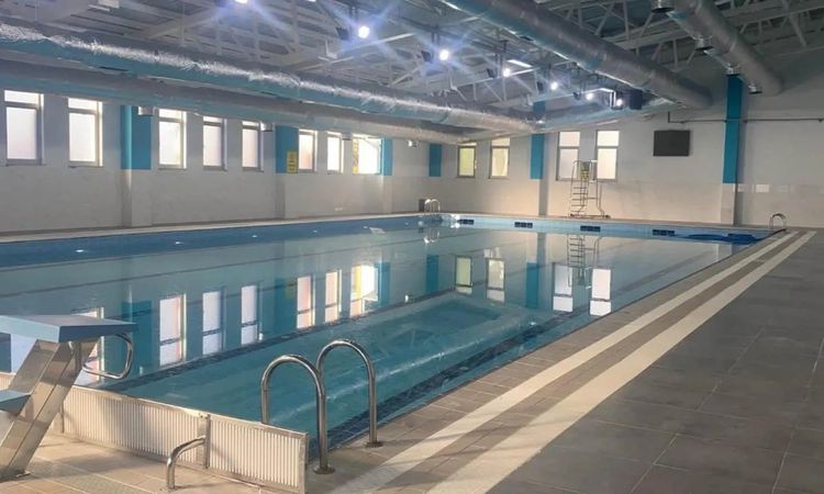 Gerze Yarı Olimpik Yüzme Havuzu yenileniyor ve Merak Edilenler