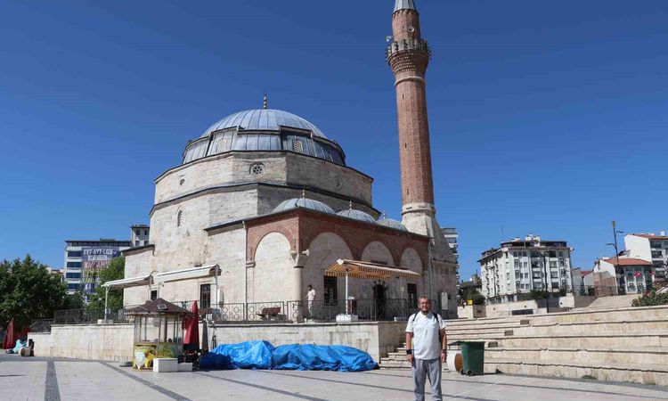 Sıcak Gündem: Giresun'dan Kabe'ye Yürüyerek Yolculuk: İbrahim Çakır Sivas'ta - Son Dakika ve Merak Edilenler