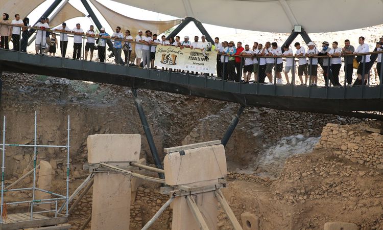 Kritik Açıklama: Göbeklitepe'nin Kaşifi İçin Bisikletle Anma - Haberleri - Son Dakika Bilgileri