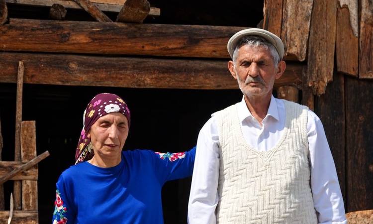 Görme engelli Köse kardeşler, Artvin'de yarım asırdır köy hayatını omuzluyor - Son Dakika Bilgileri