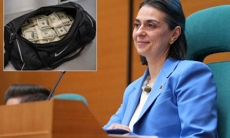 Gözaltına alınan Sinem Dedetaş'ı zora sokacak ifade: Makam odasında teslim etmiş - Son Dakika Haberleri | İşte