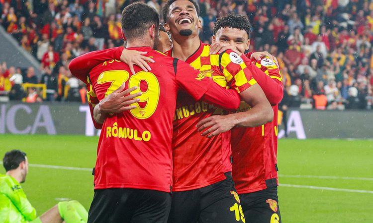Ayrıntılar Netleşti: Göztepe'ye 4 oyuncusundan servet! 1 senede milyonları kazandılar - Son Dakika | İşte Tüm