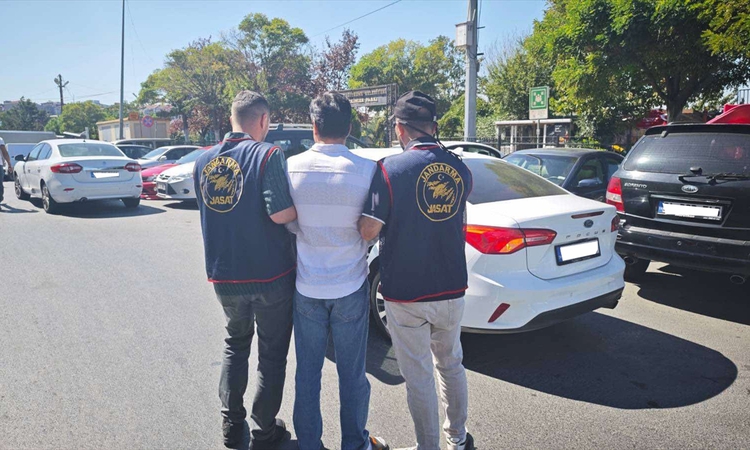Gümüşhane'de aranan firari hükümlü İstanbul'da yakalandı - Son Dakika Bilgileri