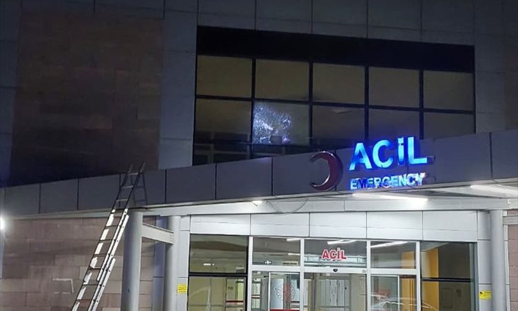 Ayrıntılar Netleşti: GÜNCELLEME - Samsun Ruh Sağlığı ve Hastalıkları Hastanesi'nin camına mermi isabet etti -