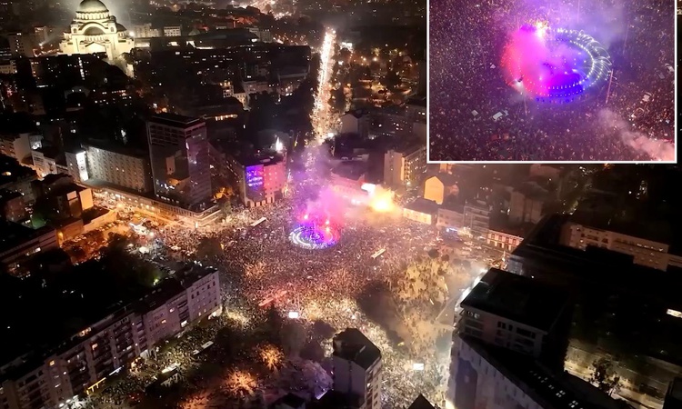 Gündemden Son Bilgiler: 12 yıllık iktidar sandıkta yıkıldı! Ülke bayram yerine döndü