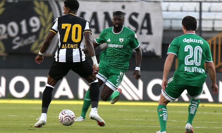 Gündemden Son Bilgiler: 2 penaltı kaçtı, 1 kırmızı kart çıktı! 1. Lig'de 4-3'lük nefes kesen maç