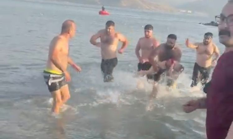 Gündemden Son Bilgiler: 4 Yaşındaki Yağmur, Van Gölü'nde Boğularak yaşamını yitirdi - Son Dakika Bilgileri