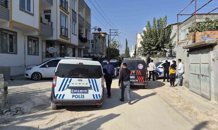 Gündemden Son Bilgiler: Adıyaman'da iddiaya göre altın tartışması kavgaya dönüştü, 6 kişi emniyete götürüldü v