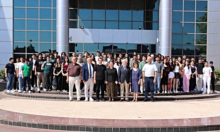 Gündemden Son Bilgiler: ADÜ Tıp Fakültesinde yeni öğrencilere oryantasyon programı düzenlendi ve Merak Edilenl