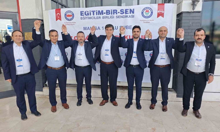 Gündemden Son Bilgiler: Ahmet Yasav, Eğitim-Bir-Sen Manisa Şubesi başkanlığına yeniden seçildi