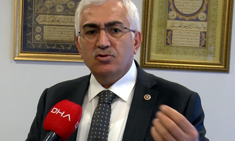 Gündemden Son Bilgiler: AK Parti'li Öz, ilkokuldan lise sona hikaye temelli felsefe dersi önerdi