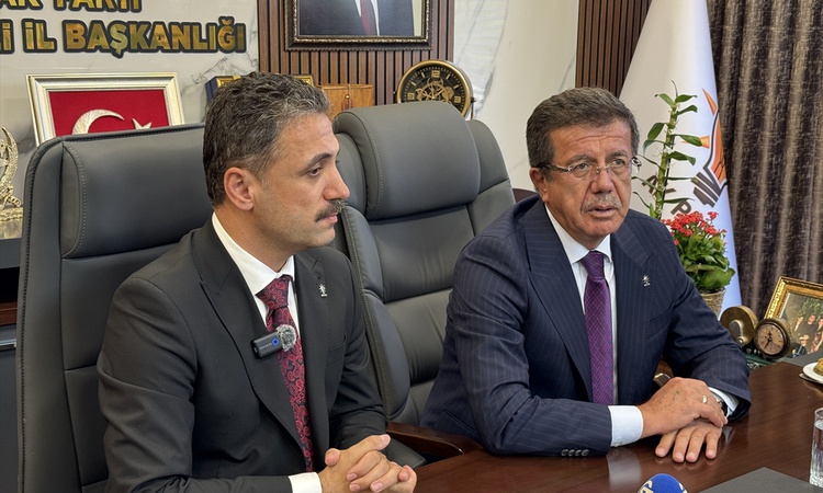 Gündemden Son Bilgiler: AK Parti'li Zeybekci, Tunceli'de "Türkiye Yüzyılı Buluşmaları" programında konuştu: ve