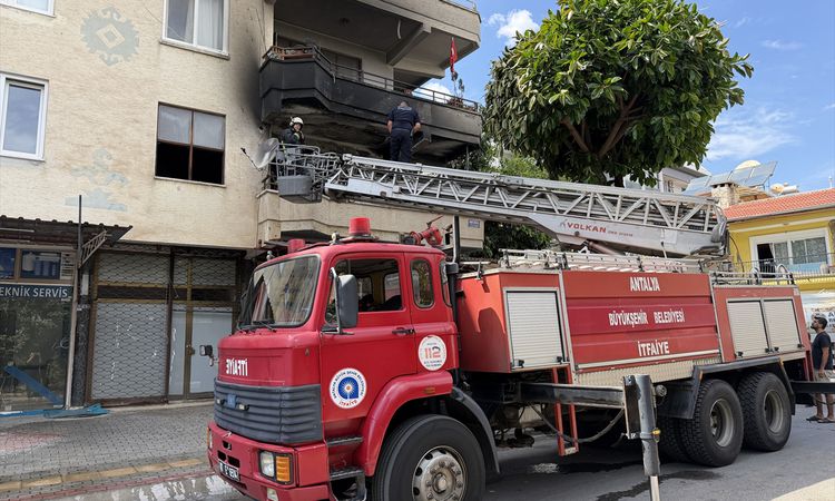 Gündemden Son Bilgiler: Alanya'da Yangın: 3 Çocuk Hastaneye Kaldırıldı | İşte Tüm Ayrıntılar
